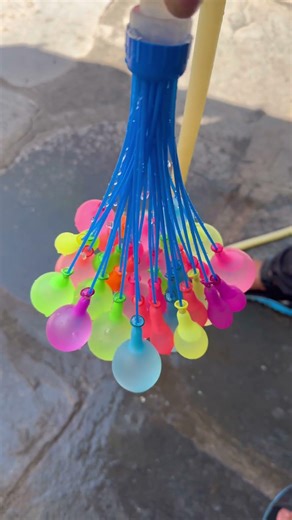 Holi Hack How to Fill Water Balloons Fast #shorts #Holi2026 #HoliHacks #waterballoon #holifestival