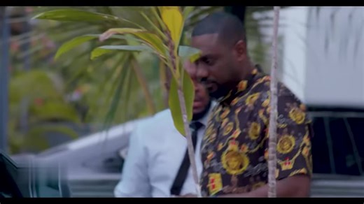 Comment une gardienne parvient à conquérir le cœur de son patron, tombé sous son charme grâce à ses nombreuses qualités.#nollywood