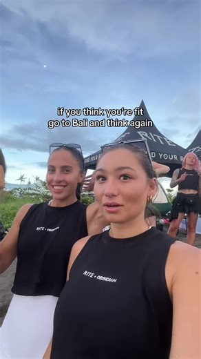 Would u do a beach bootcamp? 🫣🫣🫣 #bali #gym #fit #workouts #canggu