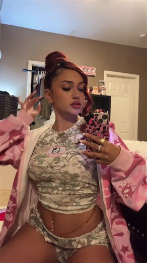 babygirl🖤 (@aries444angel)’s video of Hello Kitty Shirt