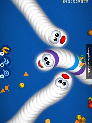 Giant Slither Snake Gameplay on Worms Zone.io