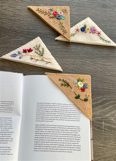 Handmade Embroidered Floral Corner Bookmark: Personalized Felt Reader Gift - Etsy