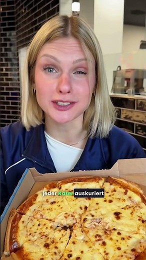 Was schmeckt besser als eine Katerpizza? - Eine Katerpizza for free 🍕
