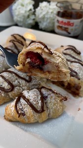 How have I just found out about Nutella banana boats!? 😳🍌 | FOODbible