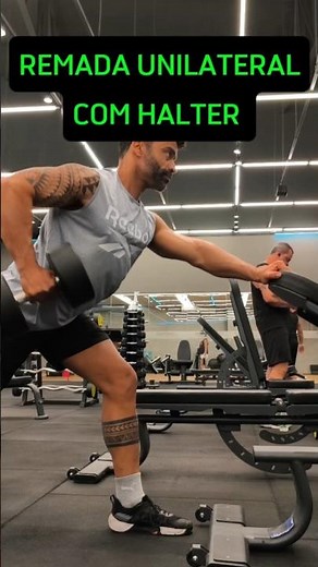 Remada unilateral com halter