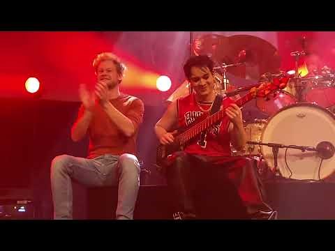 Dirty Loops -Old Armando Had A Farm-2023 Live - TivoliVrendenberg- Utrecht