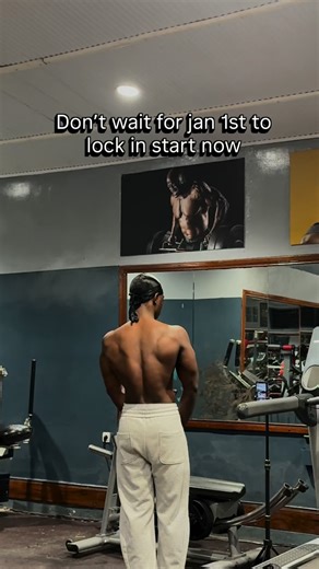 Seno on Instagram: "#fitness #grind"