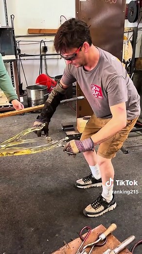 Molten Glass Transformation: Artistry in Action