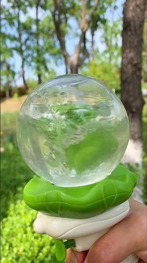 Magic Crystal Bubble Spinner 🌿✨ Satisfying Outdoor Toy 😍 #MagicToy #Bubble #Shorts