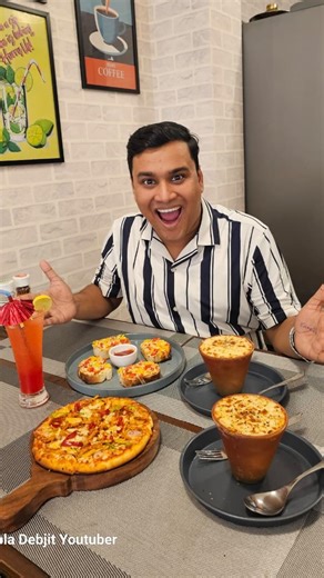 🌸 Welcome to Summit Bistro, One of the Most Beautiful Continental and Authentic Chinese Restaurant where Every Bite will give you the resemblance of Delicious food at such Pocket friendly price. . ⭐️ Menu we Tried , ⭐️ Starters ~ Exotic veg bruschetta, Kulhad Pizza, Kulhad Momo. . ⭐️ Main Course ~ Chicken Pizza 🍕 . ⭐️Mocktail ~ Watermelon Mocktail 🍉 . ⭐️ Review ~ Summit Bistro Cafe Kolkata, Lake Town is truly a hidden gem where you’ll get such delicious Continental Dishes with such great flav