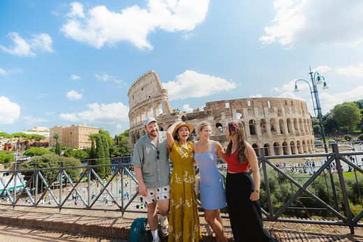 Best Europe Tours & Trips 2025 / 2026 | Contiki GB