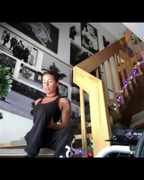 Paraplegic woman climbing stairs