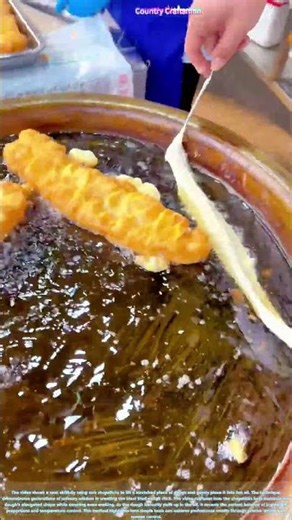 Kitchen Magic: Crafting Perfect Fried Dough Sticks with Just Two Chopsticks