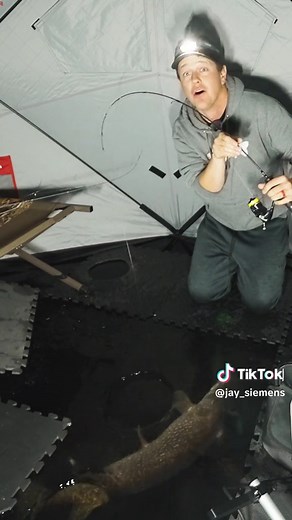 Impressive Ice Fishing Catch: Huge Pike Caught Under the Ice!