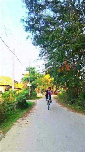 cycling wheele back of bike