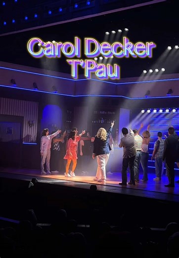 Carol Decker T'Pau Performs