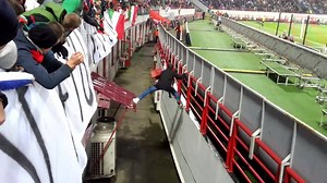 4.7K reactions · 1.9K shares | Russian football fan escapes security. Via: ViralHog | LADbible | Facebook