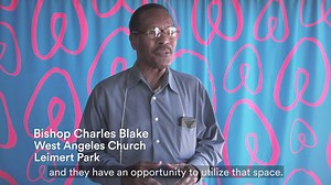 Airbnb hosts gathered with friends and family in South LA for an in-depth home sharing workshop. The event treated the 100-plus attendees to a series of panels and sessions with current hosts and Airbnb staff, covering the company’s beginnings, the ins and outs of home sharing, and the path to becoming a host. | Airbnb Public Policy