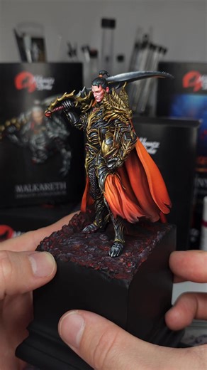Malkareth-Dragon Conqueror, 75mm boxart for my own miniature line. It is a first version and second one I will show you very soon! He comes with 3 build options, head and helmet can be replaced and there is an additional part with an arm without helmet. It is a dark version, next one will be light and less "grimdark" Sculpt: Joaquin Palacios Cant wait to see your paintjob of him! | Mihausz- Painting Studio