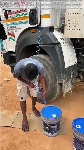 Air-Powered Explosion: The Science of Popping a Drum Lid in Seconds