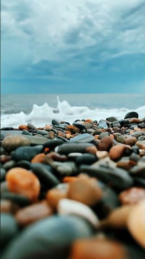 4K Sea Around Stones | Gentle Ocean Waves for Relaxation & Sleep