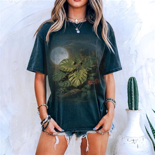 Retro Moonlit Monstera T-shirt | Vintage Botanical Night Plant Tee - Etsy