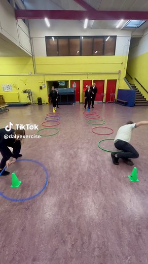 Sports Day Race🏅 All you need is some hula hoops and cones for this one! Split class into even teams! First person must jump into each hula hoop all the way to the last one! Once you reach the last hula hoop you pick it up and place onto the big cone! The next person will go and do the same thing until they reach the last hula hoop! First team to get all hula hoops onto the cone first are the winners! Try to use as many hula hoops as you can to make the race longer! #pelesson #primaryschool #te