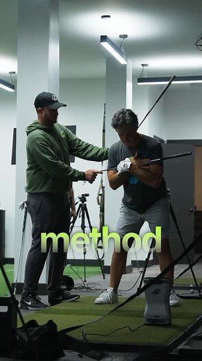 Perform for Golf - Golf Fitness on Instagram: "The Function Method helps golfers play their best golf, backed by data. Instead of vague cues, we focus on how elite players actually move: Turn, Tilt, Bend, and Sway. These functions, combined with setup, control your entire swing. You don’t need to be a high-level athlete to use this method—just the right understanding. Did you know? • Tour players sway their hips 3–4 inches toward the target at the top • Bend back 10–20° post-impact • Have hips 1