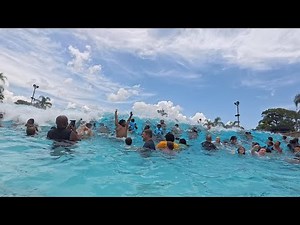Incredible 6ft Waves at the Wave Pool #waves #waterpark