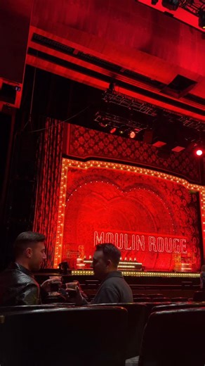 Stepping into Moulin Rouge (until Jan.11!) ❤️‍🔥 The Musical feels like entering a world of glamour, romance, and pure theatrical magic. Inspired by Baz Luhrmann’s iconic film, the show is a high-energy mash-up of pop hits, stunning choreography, and a love story set inside the legendary Parisian cabaret. Book your Moulin Rouge date now to heat up the winter! 📅: January 6–11, 2026 📍: Southern Alberta Jubilee Auditorium 🎟️: Tickets are on sale now! Available at ticketmaster.ca or broadwayacros