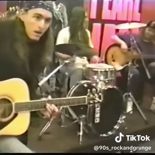 Pearl Jam Alive 1991 Live at Tower Records (Ten Era)