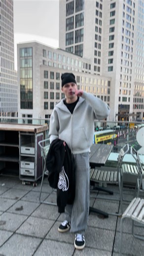 6PM Fashion Trends and Style Tips