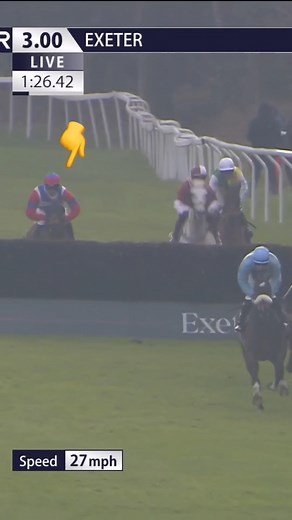 Top class from Harry Cobden 👏 Exeter Racecourse | Racing TV