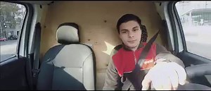 سواء أردت إرسال أو استقبال الوثائق أو الشحنات، داخل البلاد أو خارجها، فإن خدمة أرامكس للنقل السريع تلبي جميع احتياجاتك وتوصل طلباتك بكل راحة وأمان. | Aramex