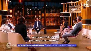 Quelle est la responsabilité des citoyens dans la consommation de drogues ? « Ce n'est pas les citoyens qui vont coordonner les politiques publics.» répond la maire de Nantes Johanna Rolland ✨ TRAFIC DE DROGUE : LA FRANCE ADDICT ? ⏰ À 22h45 sur France 5 ➡️ https://bit.ly/LaFranceAddict 🎧en podcast https://audmns.com/kLiNvMO | C ce soir