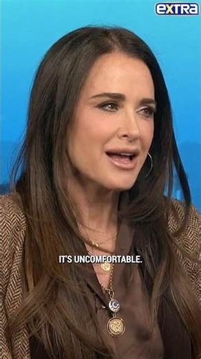 Kyle Richards talks recent run-in with Lisa Vanderpump: “It’s uncomfortable.” 😳 #rhobh