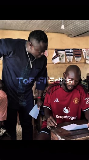 TOBIFI_WorldOFcRuise 😅 (@worldof_cruise)’s video of giant door in mountain