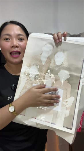 Stylish Metal Frame for Big Photos