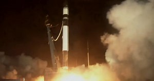 Stunning video of rocket launch shakes viewers as it blasts off