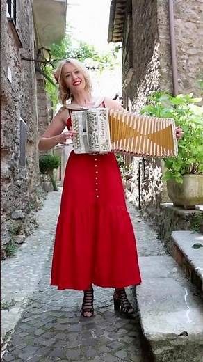 Tarantella antica,Noemi Gigante. #italy