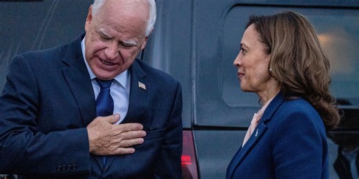 Watch live: Tim Walz speaks at Milwaukee Labor Day rally