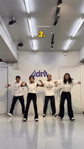 Happy Feet variations #dance #danceclasses #dancechoreography #studiondance #happyfeet #hiphop #fyp