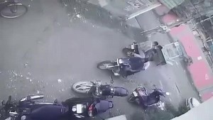 5 gangsta Pajeets kill a regular piss-Pajeet via stabbing