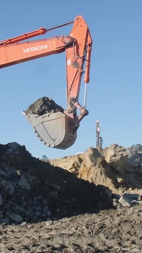 Overburden removal operation | Hitachi 870 Excavators