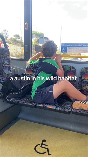 Austin Applebee's Swim 350 Meters Challenge