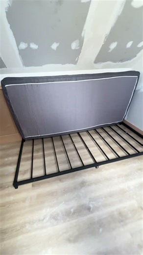 Building a small computer desk and a single bed from Amazon T#DIY #Renovation #Assembly #Furniture