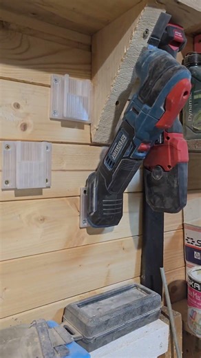 3D printed Skil tools support