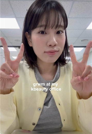 Realistic Work Makeup Routine for Office Life