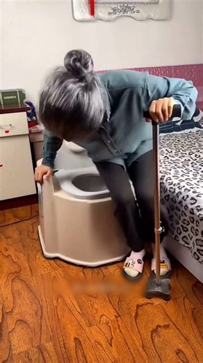 Portable Travel Lightweight Elderly Toilet ✅ The product is tagged in the video!
