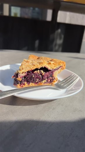 Delicious Marionberry Pie Recipe - A Sweet Treat